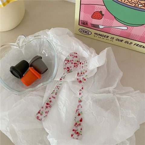  Bộ Dĩa, Thìa Tráng Miệng Họa Tiết Caro Phong Cách Pháp Cổ Điển - Đạo Cụ Chụp Ảnh Đồ Ăn Nữ Tính, Bán Buôn [GIAO HÀNG 2-10 NGÀY | SỈ TỪ 2 TRIỆU | CÓ THỂ IN LOGO] 