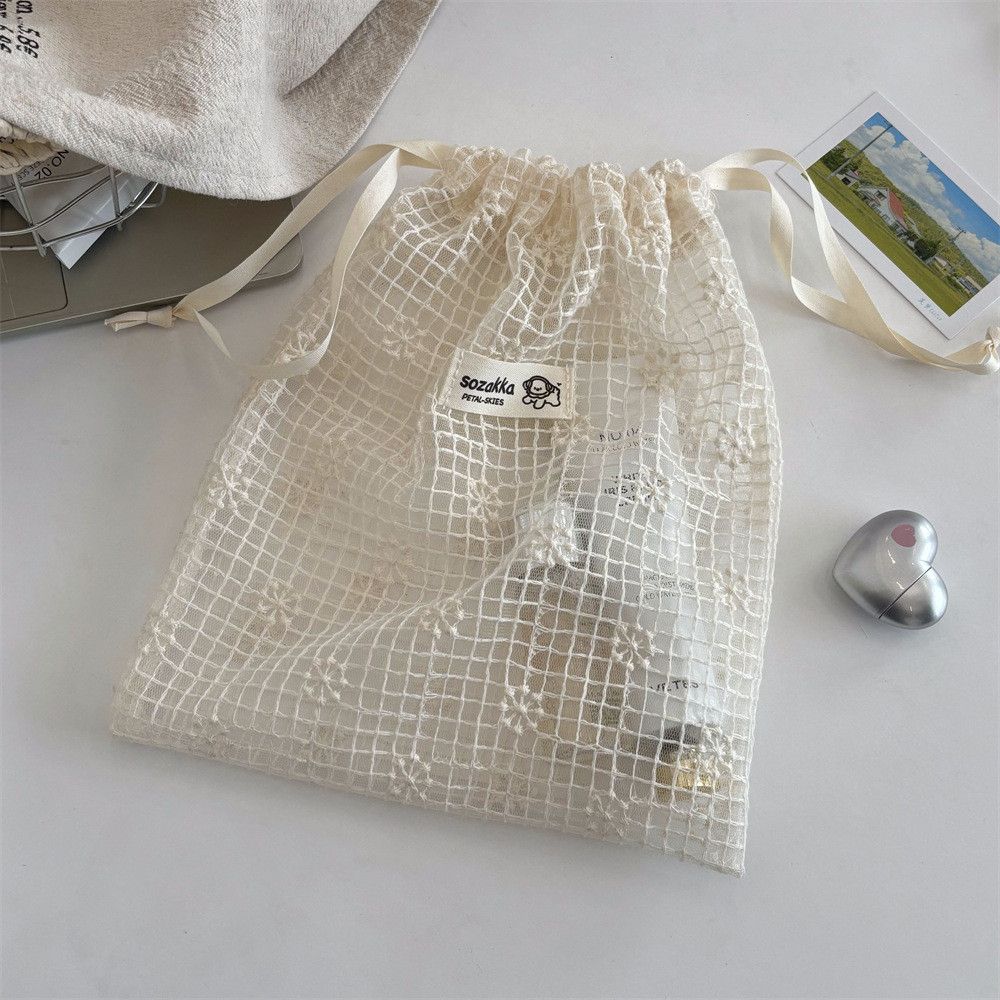  Túi Lưới Rút Dây Thêu Hoa Cúc - Túi Đựng Mỹ Phẩm, Sản Phẩm Chăm Sóc Da, Đồ Lặt Vật Khi Du Lịch [GIAO HÀNG 2-10 NGÀY | SỈ TỪ 2 TRIỆU | CÓ THỂ IN LOGO] 