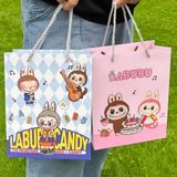  10 Túi Quà Labbu Mẫu Giáo - Quà Tặng Sinh Nhật, Tựu Trường Cho Bé, Túi Xách Tay Labubu Hàng Order 15-20 Ngày [GIAO HÀNG 2-10 NGÀY | SỈ TỪ 2 TRIỆU | CÓ THỂ IN LOGO] 