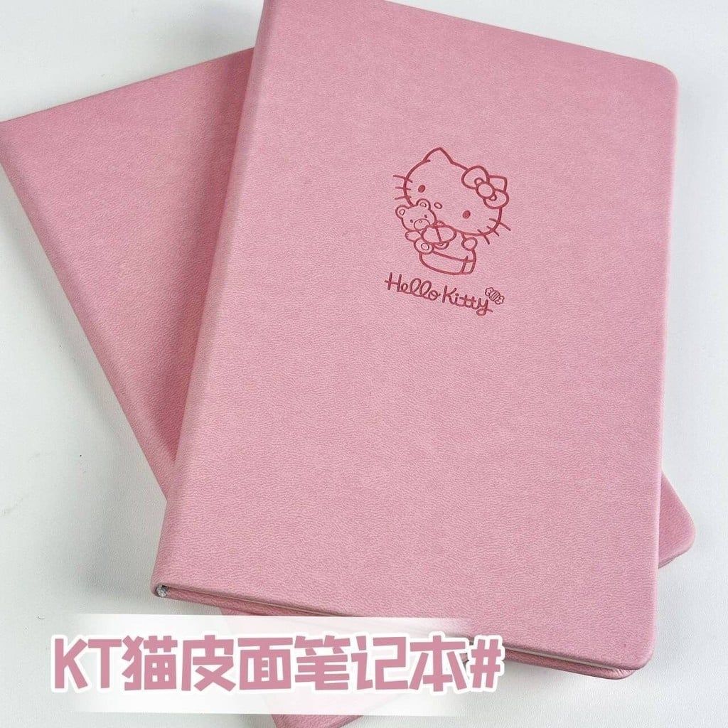  Sổ Tay Bìa Da Màu Hồng Hình Kitty - Sổ Nhật Ký, Ghi Chép Giá Trị Cao Dành Cho Học Sinh, Quà Tặng Dễ Thương [GIAO HÀNG 2-10 NGÀY | SỈ TỪ 2 TRIỆU | CÓ THỂ IN LOGO] 