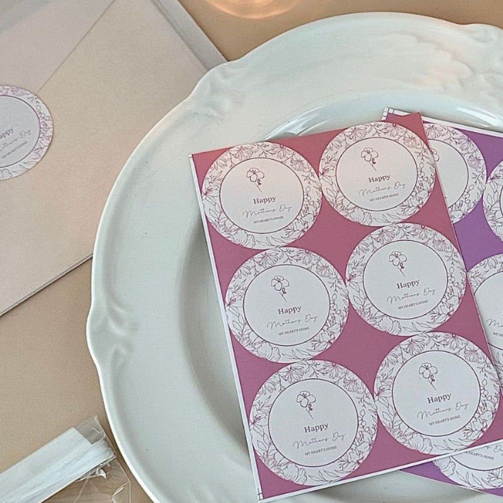  Giấy dán hình tròn ngày của mẹ bao bì quà tặng nền tím nhẹ nhàng 