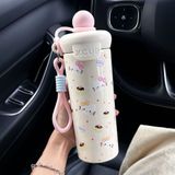  Cốc Giữ Nhiệt Inox Họa Tiết Nổi Dung Tích Lớn - Cốc Cà Phê Tiện Mang Đi, Có Ống Hút, Dây Đeo [GIAO HÀNG 2-10 NGÀY | SỈ TỪ 2 TRIỆU | CÓ THỂ IN LOGO] 