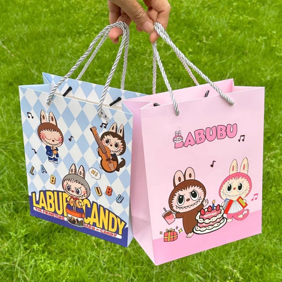  10 Túi Quà Labbu Mẫu Giáo - Quà Tặng Sinh Nhật, Tựu Trường Cho Bé, Túi Xách Tay Labubu Hàng Order 15-20 Ngày [GIAO HÀNG 2-10 NGÀY | SỈ TỪ 2 TRIỆU | CÓ THỂ IN LOGO] 