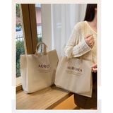  Túi mua sắm xách tay màu trà sữa bằng nhựa đơn giản in logo bán buôn 