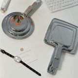  Gương Cầm Tay Cổ Điển Được Yêu Thích - Đặt Trước Ngay Hôm Nay! 