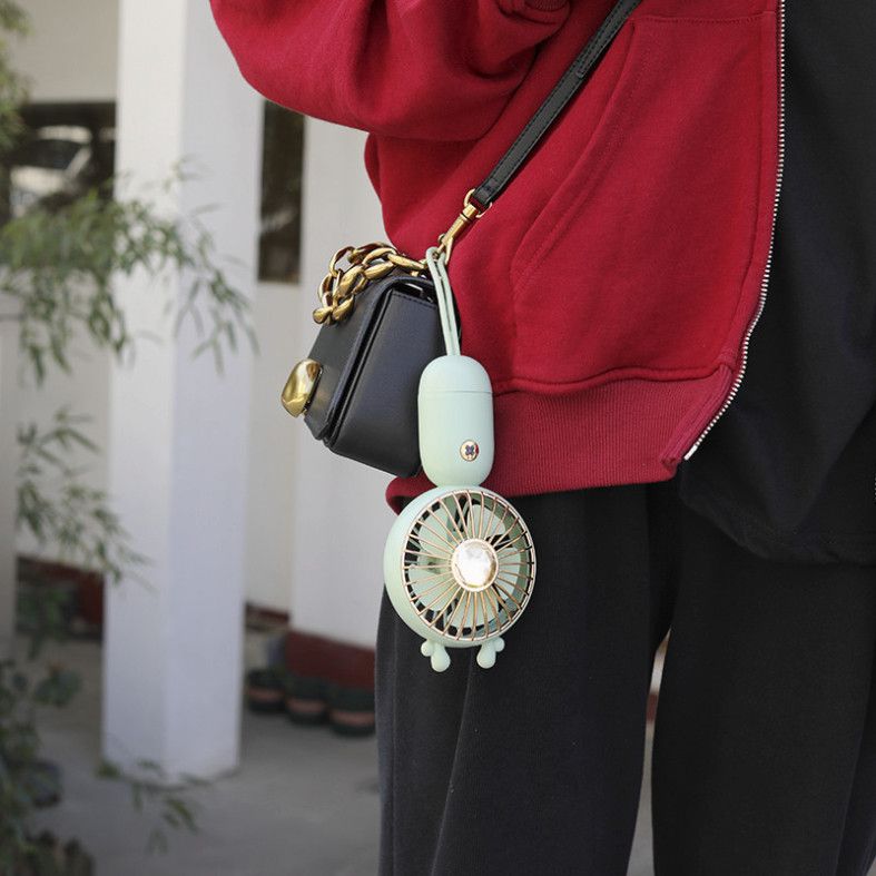  Quạt Mini Cầm Tay Sạc USB - Sự Lựa Chọn Hoàn Hảo cho Sinh Viên Ký Túc Xá! 