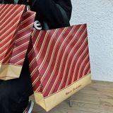  (HÀNG ĐẶT TRƯỚC) 20 Túi Quà Phong Cách Anh Bằng Nhựa Xách Tay Đựng Quần Áo Nam Nữ, Quà Giáng Sinh [GIAO HÀNG 2-10 NGÀY | SỈ TỪ 2 TRIỆU | CÓ THỂ IN LOGO] 