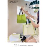  (HÀNG ĐẶT TRƯỚC) 50 Túi Xách Nhựa Mờ Cao Cấp In Logo Đựng Mua Sắm, Quà Tặng [GIAO HÀNG 2-10 NGÀY | SỈ TỪ 2 TRIỆU | CÓ THỂ IN LOGO] 