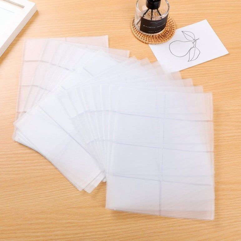  ```Đặt hàng trước: 50 Túi Bảo Vệ Thẻ Ngân Hàng Tuỳ Chỉnh, Mờ và An Toàn cho Thẻ ID``` 