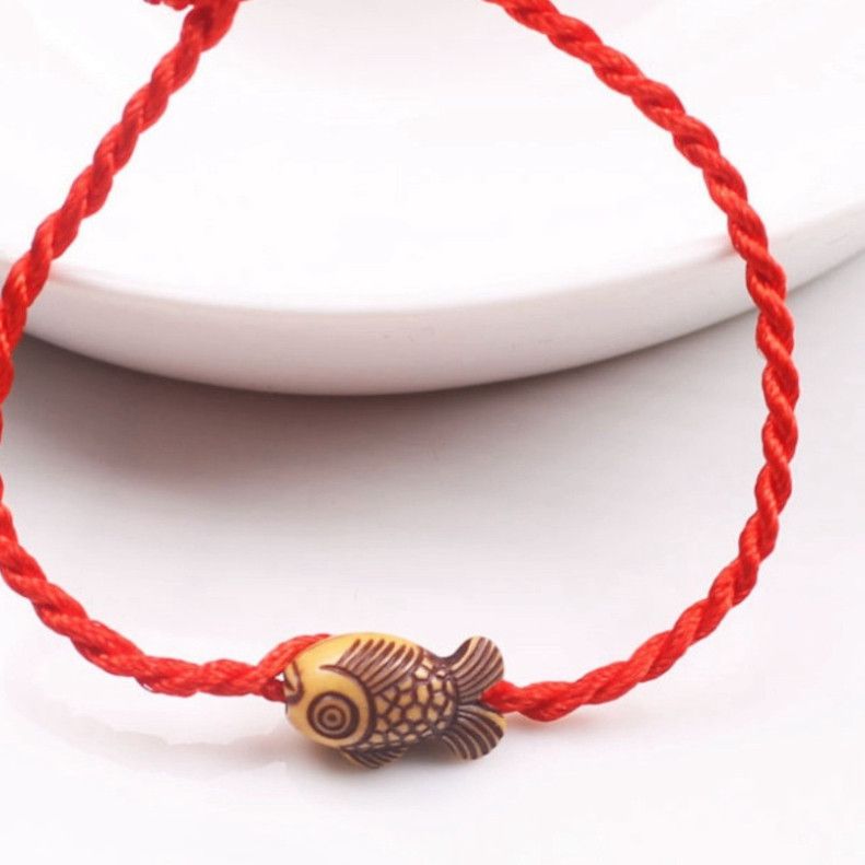  Bộ 10 vòng tay chỉ đỏ phong thủy - Sự kết hợp đa dạng mang lại tài lộc 