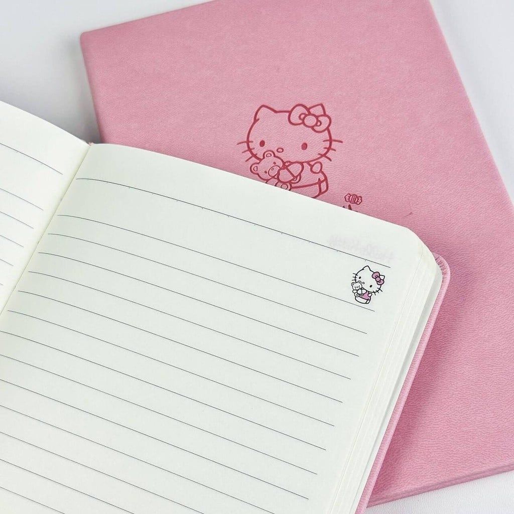  Sổ Tay Bìa Da Màu Hồng Hình Kitty - Sổ Nhật Ký, Ghi Chép Giá Trị Cao Dành Cho Học Sinh, Quà Tặng Dễ Thương [GIAO HÀNG 2-10 NGÀY | SỈ TỪ 2 TRIỆU | CÓ THỂ IN LOGO] 