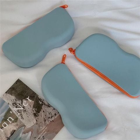  Bộ 2 Hộp Đựng Kính Silicon Chống Ma Sát, Chống Bụi - Hộp Kính Râm Màu Xanh, Xám, Hồng [GIAO HÀNG 2-10 NGÀY | SỈ TỪ 2 TRIỆU | CÓ THỂ IN LOGO] 