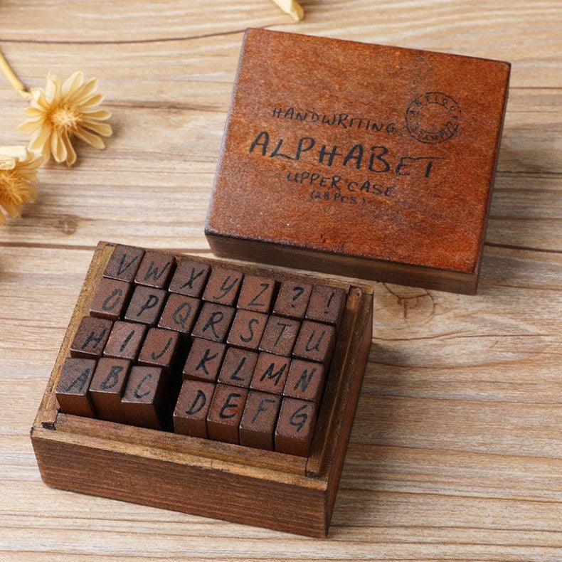  Bộ 2 Con Dấu Chữ Cái Tiếng Anh - Chữ Hoa Và Chữ Thường, Chất Liệu Gỗ [GIAO HÀNG 2-10 NGÀY | SỈ TỪ 2 TRIỆU | CÓ THỂ IN LOGO] 