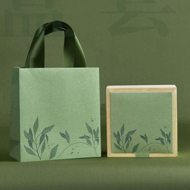  Bộ 5 Túi Giấy Đựng Quà Dây Ruy Băng Xanh Lá - Kích Thước 19.5x24.5x9cm cho Món Quà Organic Q1838 