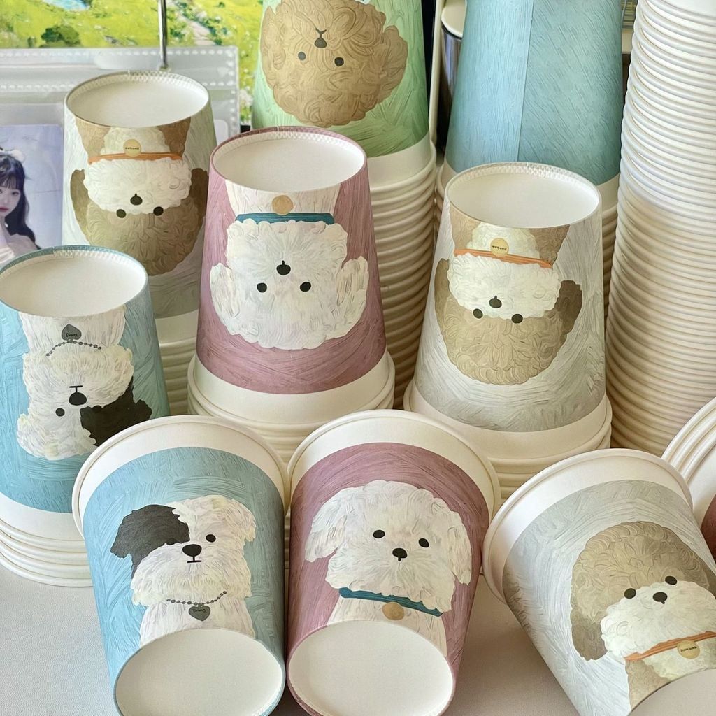  Cốc giấy dùng một lần họa tiết chó dễ thương – Dày dặn cho quán cà phê, trà sữa [GIAO HÀNG 2-10 NGÀY | SỈ TỪ 2 TRIỆU | CÓ THỂ IN LOGO] 