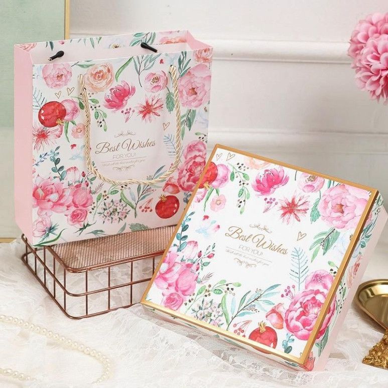  ```Bộ 10 Hộp quà sang trọng, Túi quà hoa hồng bền đẹp Q1546``` 