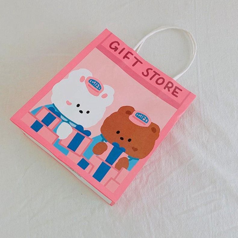  Bộ 5 Túi Giấy Quà Tặng Họa Tiết Gấu Ngẫu Nhiên (17.5x21x7.5CM) - Q1508 