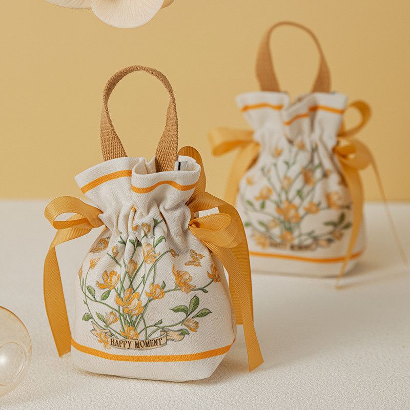  10 Hộp Kẹo Cưới Gấp Miễn Phí, Hộp Quà Đám Cưới Phong Cách [GIAO HÀNG 2-10 NGÀY | SỈ TỪ 2 TRIỆU | CÓ THỂ IN LOGO] 