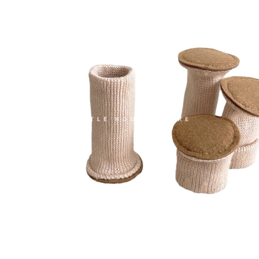  Bộ 4 cái Bọc Chân Ghế Bằng Vải Dệt Kim Màu Be - Tất Chân Bàn Ghế Chống Mài Mòn, Chống Ồn, Đệm Lót Dày Cho Nội Thất Gia Đình [GIAO HÀNG 2-10 NGÀY | SỈ TỪ 2 TRIỆU | CÓ THỂ IN LOGO] 