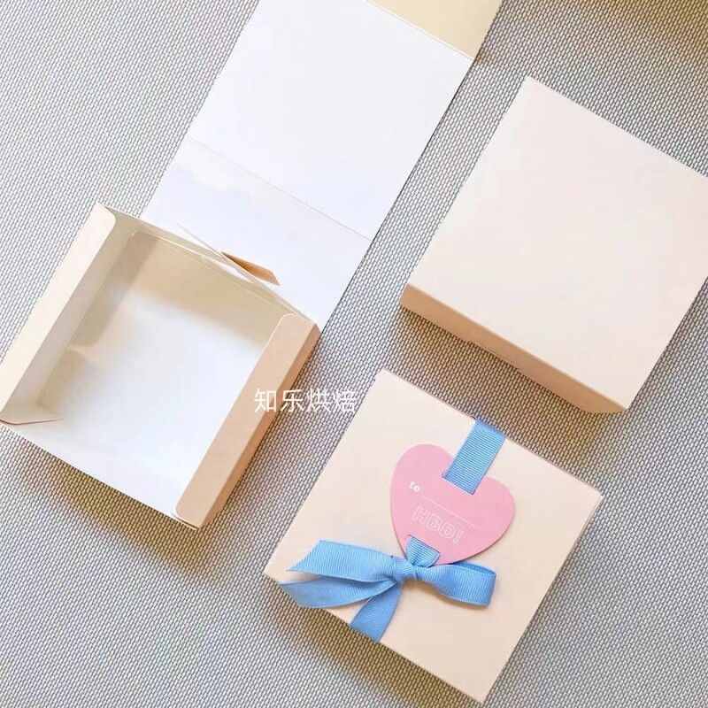  Hộp đựng bánh quy và bánh ngọt, hộp packaging tiệm bánh cao cấp 