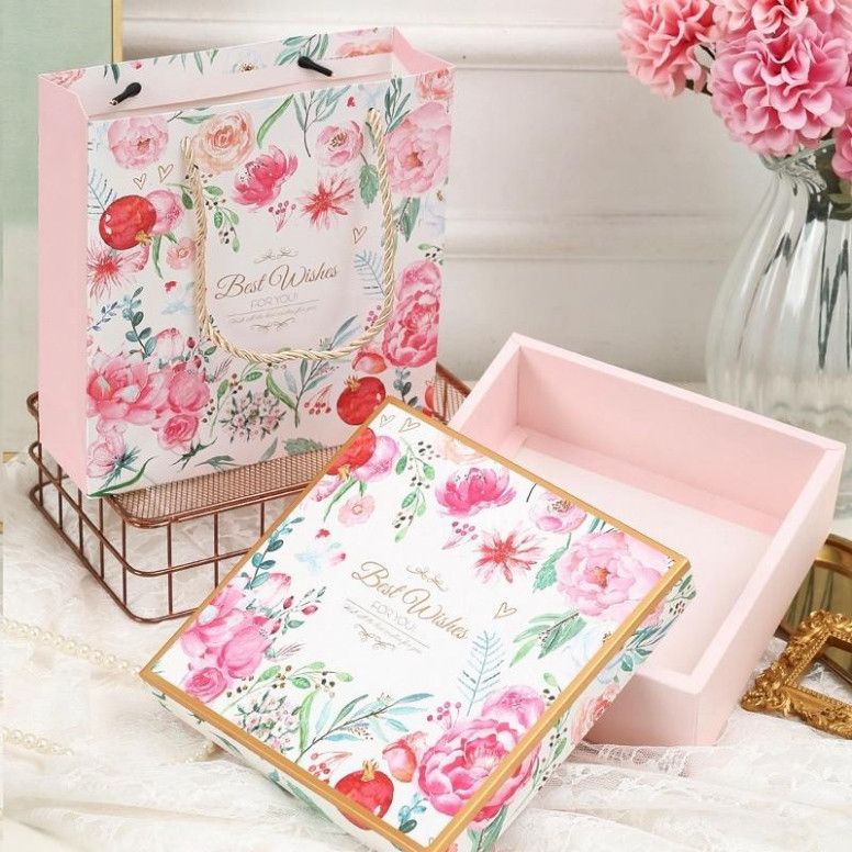  ```Bộ 10 Hộp quà sang trọng, Túi quà hoa hồng bền đẹp Q1546``` 