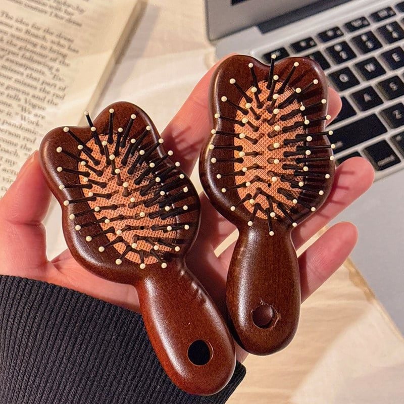  Lược Gỗ Đàn Hương Đệm Hơi Chống Tĩnh Điện Massage Cho Nữ [GIAO HÀNG 2-10 NGÀY | SỈ TỪ 2 TRIỆU | CÓ THỂ IN LOGO] 