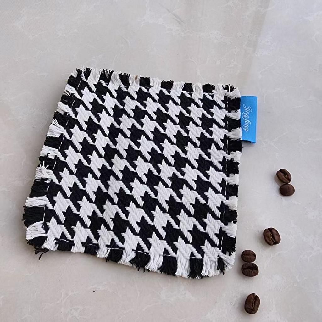  Tấm Lót Cốc Vải Cotton Họa Tiết Kẻ Sọc Nhiều Màu - Lót Cách Nhiệt Cốc Trà Tua Rua, Trang Trí Bàn Ăn, Phòng Khách [GIAO HÀNG 2-10 NGÀY | SỈ TỪ 2 TRIỆU | CÓ THỂ IN LOGO] 