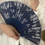  Quạt Vải Phong Cách Trung Hoa Họa Tiết Lan - Phụ Kiện Thời Trang Cổ Điển, Quạt Cầm Tay Dễ Thương [GIAO HÀNG 2-10 NGÀY | SỈ TỪ 2 TRIỆU | CÓ THỂ IN LOGO] 