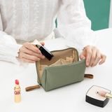  ```Túi Đựng Mỹ Phẩm Cao Cấp Mẫu Mới - Lựa Chọn Hoàn Hảo Dành Cho Nữ``` 