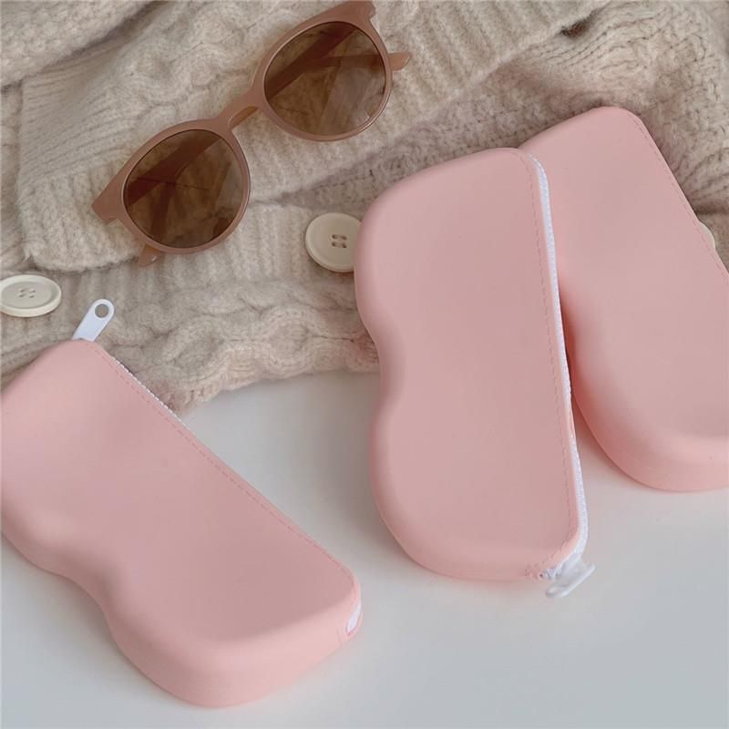  Hộp Đựng Kính Silicon Chống Ma Sát Nhiều Màu - Túi Đựng Kính Râm, Kính Mát Cao Cấp, Chất Liệu Mềm Dẻo [GIAO HÀNG 2-10 NGÀY | SỈ TỪ 2 TRIỆU | CÓ THỂ IN LOGO] 