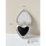  Gương Gấp Hình Trái Tim Kèm Lược Di Động - Bộ Trang Điểm Du Lịch Dễ Thương Dành Cho Nữ Và Trẻ Em [GIAO HÀNG 2-10 NGÀY | SỈ TỪ 2 TRIỆU | CÓ THỂ IN LOGO] 