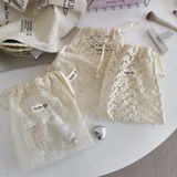  Túi Lưới Rút Dây Thêu Hoa Cúc - Túi Đựng Mỹ Phẩm, Sản Phẩm Chăm Sóc Da, Đồ Lặt Vật Khi Du Lịch [GIAO HÀNG 2-10 NGÀY | SỈ TỪ 2 TRIỆU | CÓ THỂ IN LOGO] 