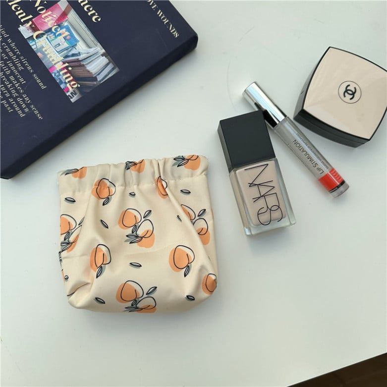  Đặt hàng ngay: Bộ 5 Túi Mini Hình Trái Tim Dễ Thương Cho Nữ, Phong Cách Ins! 