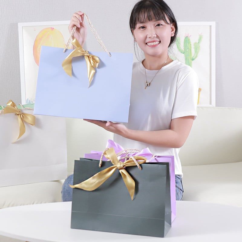  (HÀNG ĐẶT TRƯỚC) 10 Túi Giấy Màu Vàng Bạc Tinh Khiết Quà Tặng Đặc Biệt Có Thể In Logo [GIAO HÀNG 2-10 NGÀY | SỈ TỪ 2 TRIỆU | CÓ THỂ IN LOGO] 