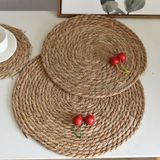  Tấm Lót Bàn Ăn Bằng Cỏ Thủy Sinh Hình Tròn - Đế Lót Cốc, Lót Bát Cách Nhiệt Phong Cách Đồng Quê Nhật Bản, Dệt Thủ Công [GIAO HÀNG 2-10 NGÀY | SỈ TỪ 2 TRIỆU | CÓ THỂ IN LOGO] 