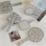  Gương Cầm Tay Cổ Điển Được Yêu Thích - Đặt Trước Ngay Hôm Nay! 