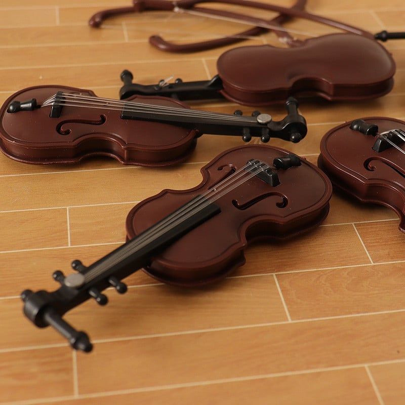  Đạo Cụ Violin Thu Nhỏ Bằng Nhựa - Mô Hình Nhạc Cụ Trang Trí Dollhouse, Phụ Kiện Cảnh Quay, Quà Tặng [GIAO HÀNG 2-10 NGÀY | SỈ TỪ 2 TRIỆU | CÓ THỂ IN LOGO] 