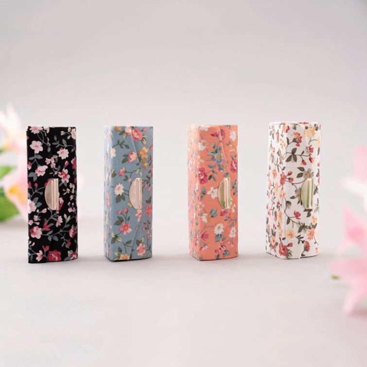 Bộ 5 Hộp Đựng Son Gương Cổ Điển Hoa Nhí, Nắp Gập Bọc Vải, Kích Thước 8,3x2,3x2,4cm Q579 