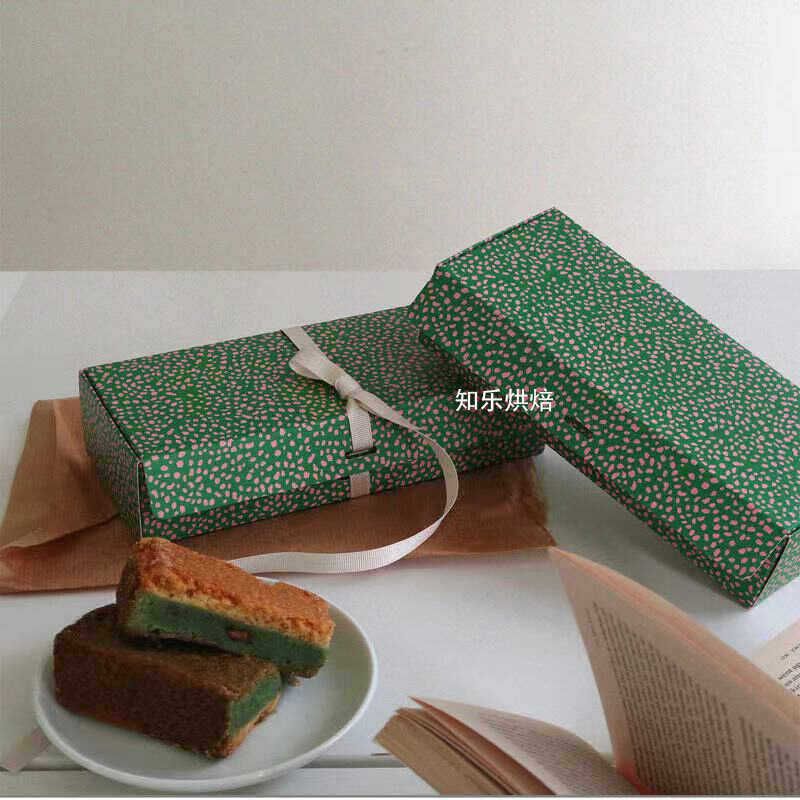  Hộp Quà Dài Màu Xanh Lá 10 Chấm Bi - Giấy Gói Quà Sinh Nhật, Hộp Đựng Quà Tặng Nhỏ Xinh, Tươi Mát [GIAO HÀNG 2-10 NGÀY | SỈ TỪ 2 TRIỆU | CÓ THỂ IN LOGO] 