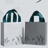  Bộ 5 Túi Giấy Đựng Quà Dây Ruy Băng Xanh Lá - Kích Thước 19.5x24.5x9cm cho Món Quà Organic Q1838 