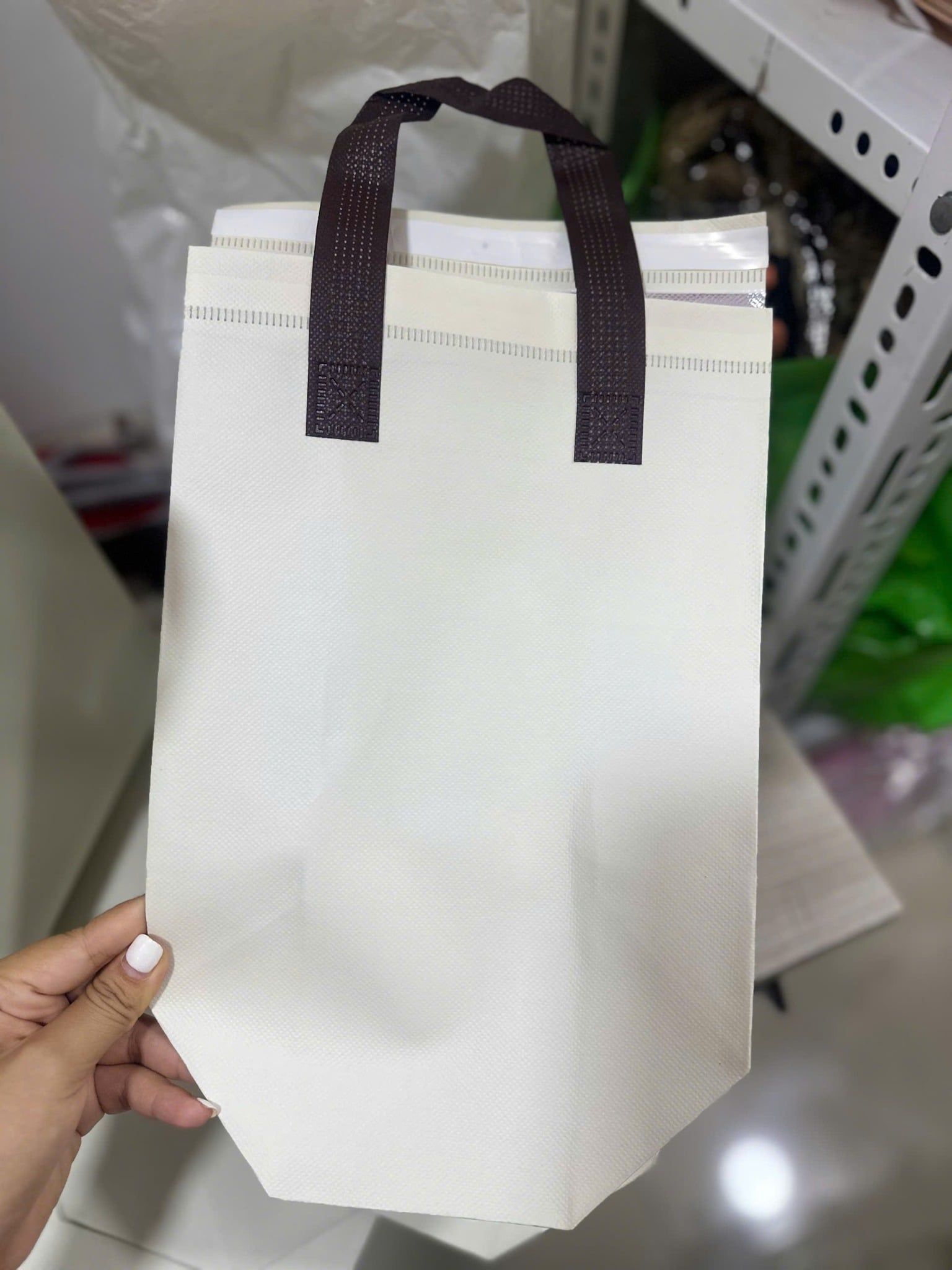  COMBO 10 TÚI GIỮ NHIỆT MÀU KEM – CHẤT LIỆU BỀN BỈ, GIỮ TRỌN VỊ NGON -  Q25-0044 