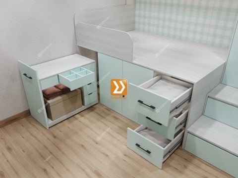 Phòng ngủ cho bé với hệ giường tủ bàn kết hợp nhà chị Lê Huỳnh