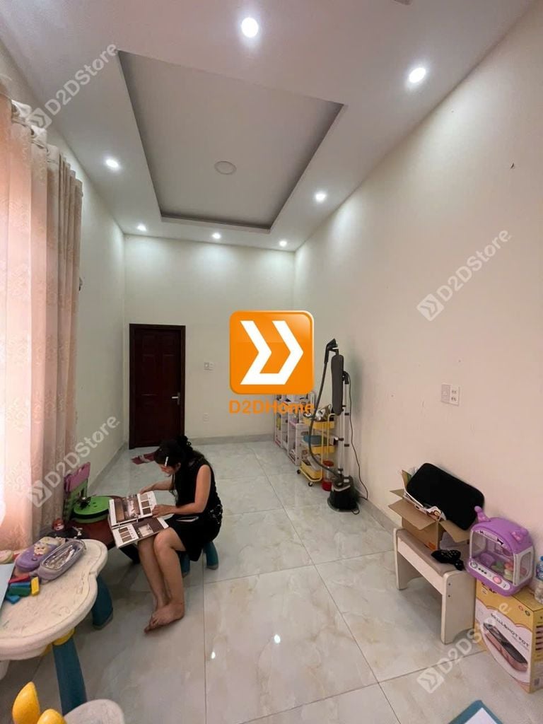 Phòng ngủ giường tầng cho 2 bé gái trạc tuổi nhà chị Thanh Thảo