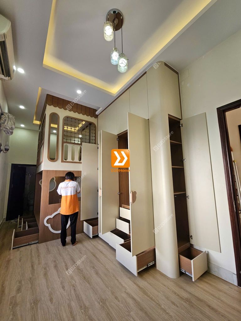 Phòng ngủ giường tầng cho 2 bé gái trạc tuổi nhà chị Thanh Thảo