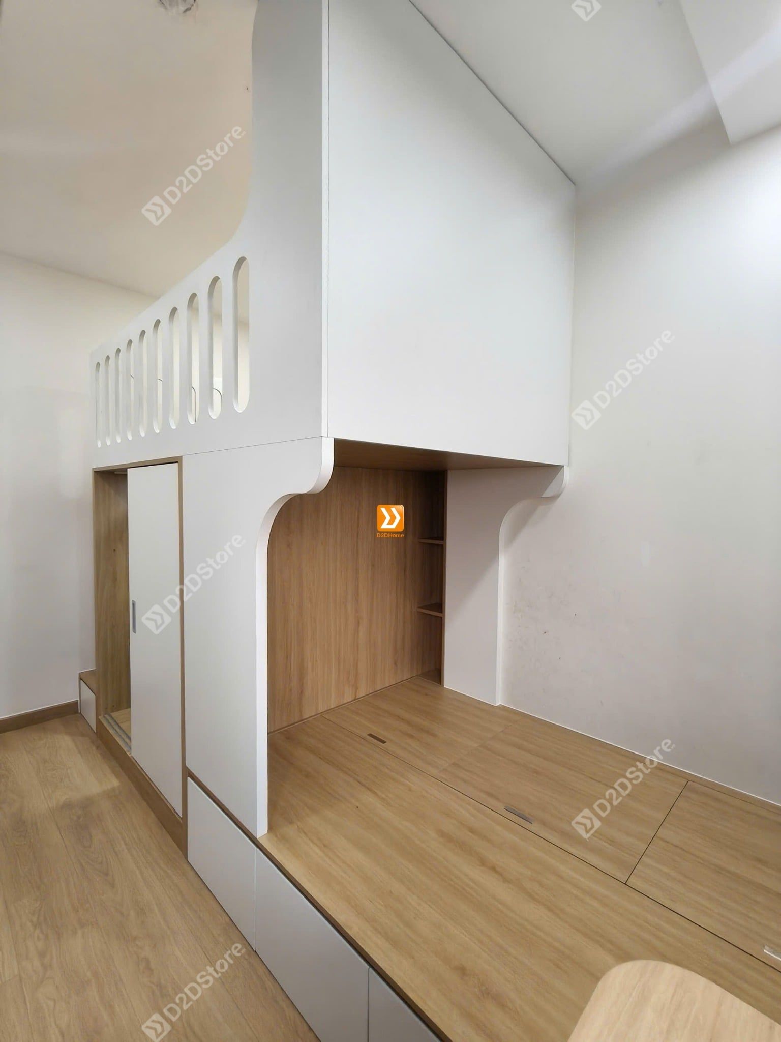 Phòng ngủ giường tầng cho 1 bé trai và 1 bé gái nhà anh Tuấn Anh