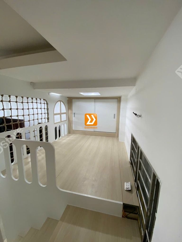 Phòng ngủ giường tầng cho bố mẹ và 3 bé nhà anh Nhữ Huy
