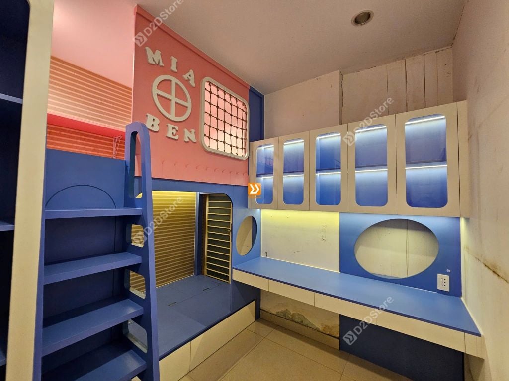 Phòng ngủ giường tầng cho 1 bé trai và 1 bé gái nhà chị Thu Phong