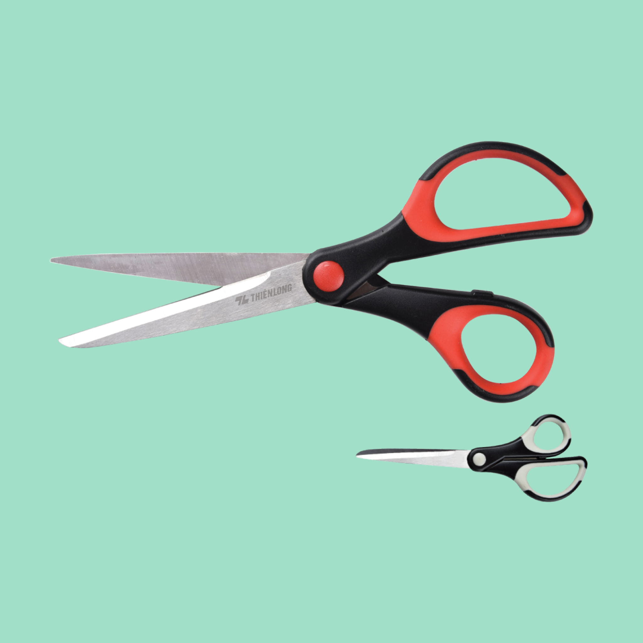  Kéo văn phòng Thiên Long SC-016, hộp 20 chiếc được thiết kế tiện dụng với lưỡi kéo bằng thép không gỉ siêu bén, cắt gọn gàng các loại giấy, bìa, túi nilon hay vật liệu nhẹ khác 