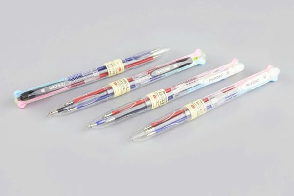 Bút bi 4 màu Sở Thích ngòi 0.5mm 1470 Chính Hãng - Có Tại Hiệu Sách Mai