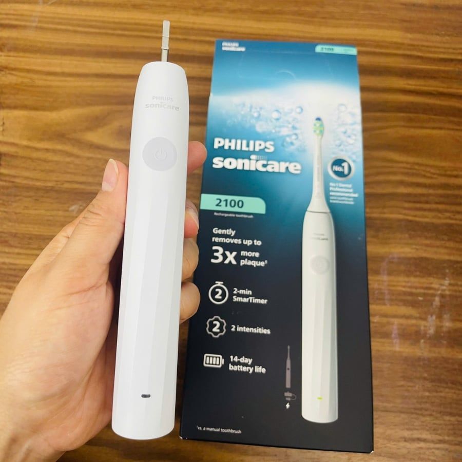 Bàn chải đánh răng điện Philips Sonicare 2100 HX4021/01